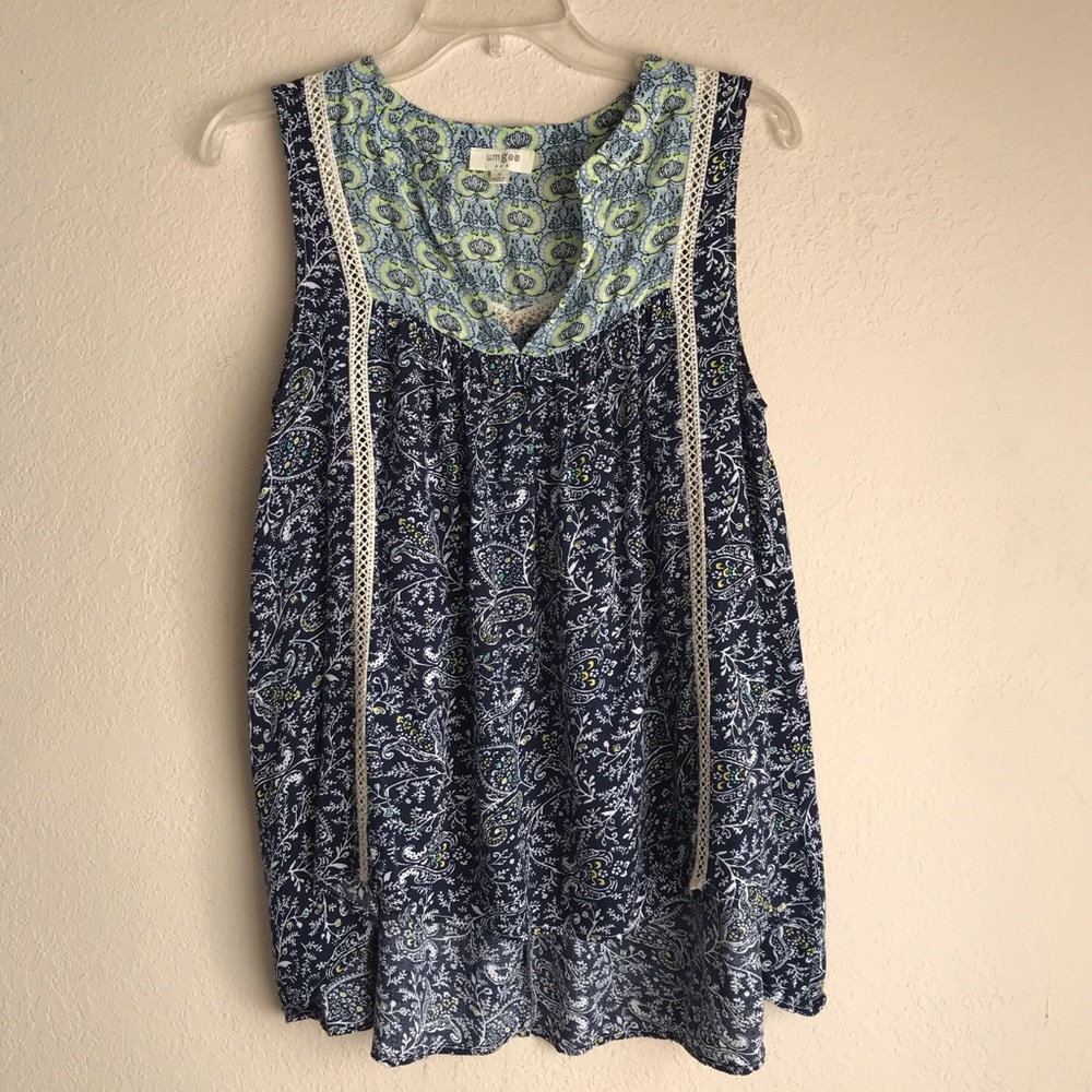 Umgee Paisley Sleeveless Top, Small